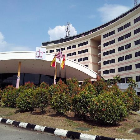 Rhr Hotel At Uniten Kajang Exterior photo